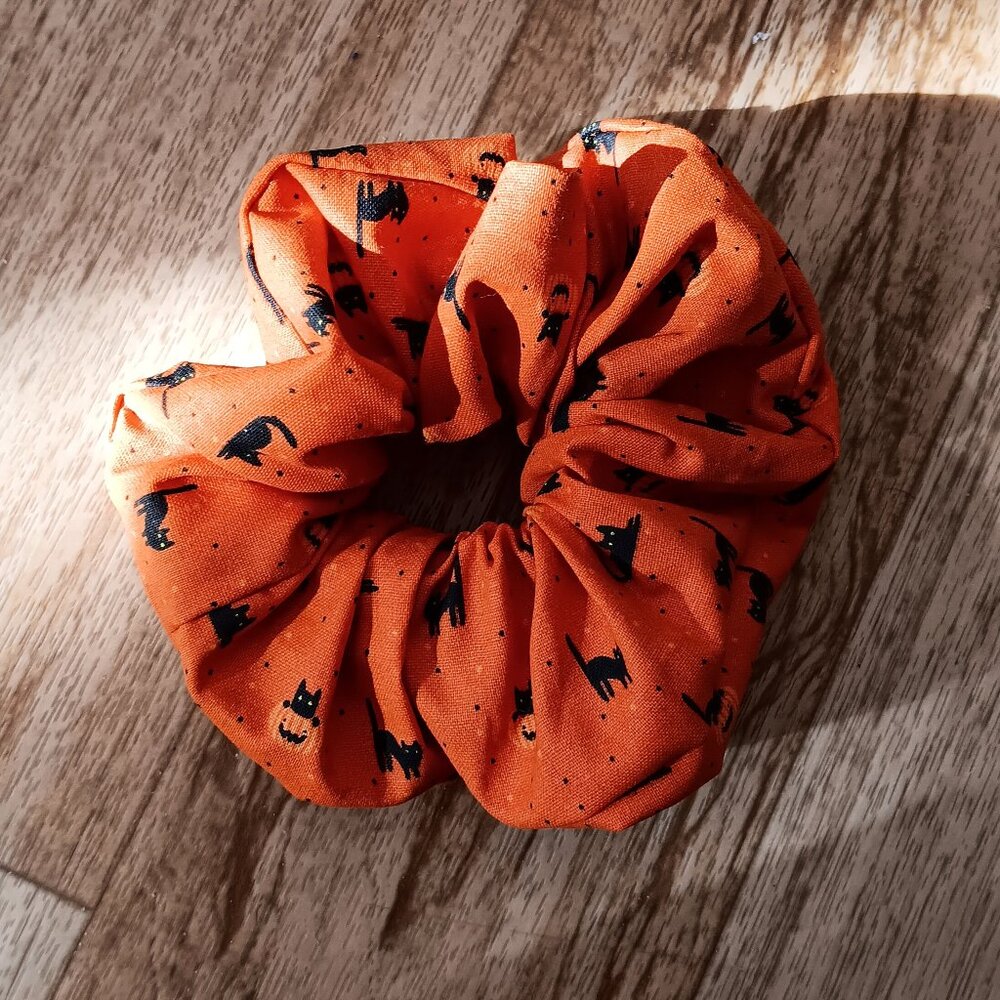 Halloween Cat & Pumpkin Scrunchie Handmade